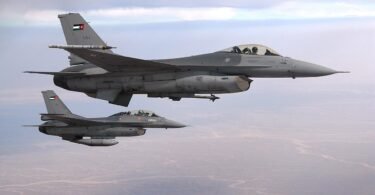مقاتلتان من طراز F-16 تابعتان لسلاح الجو الملكي الأردني