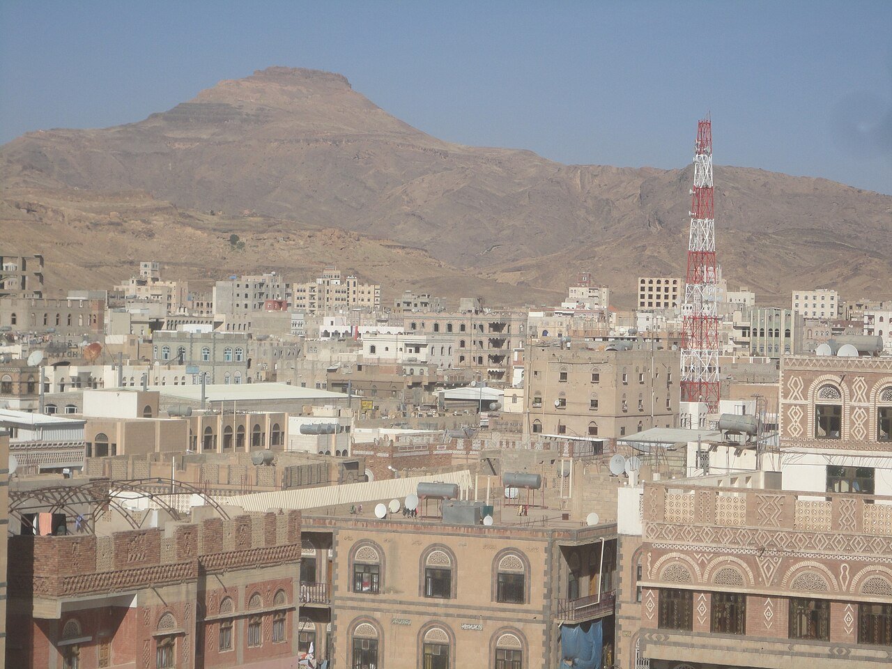 صورة أرشيفية لمنظر عام لمدينة صنعاء اليمنية