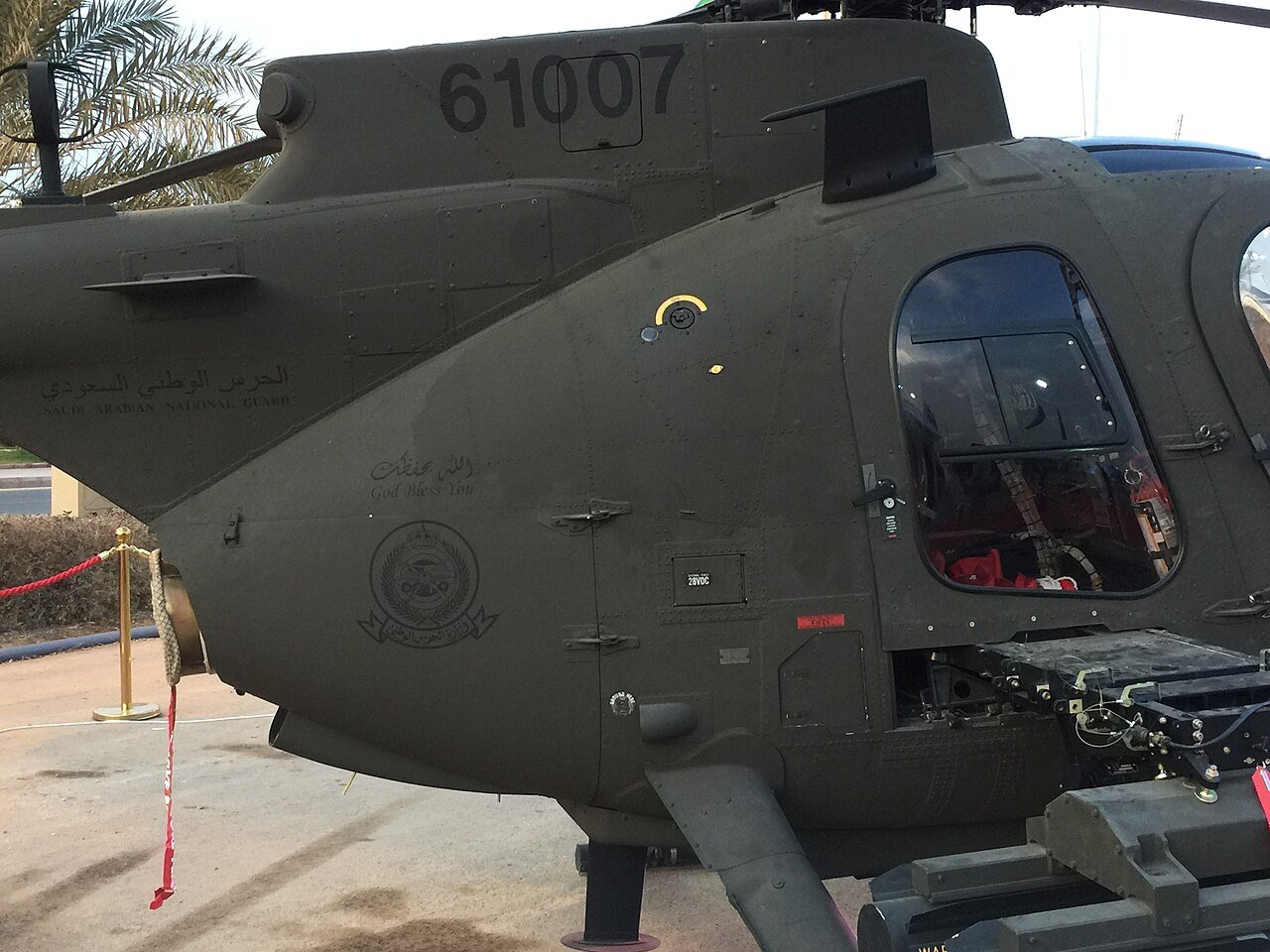 مروحية AH-6 ليتل بيرد تابعة للحرس الوطني السعودي في معرض الجنادرية