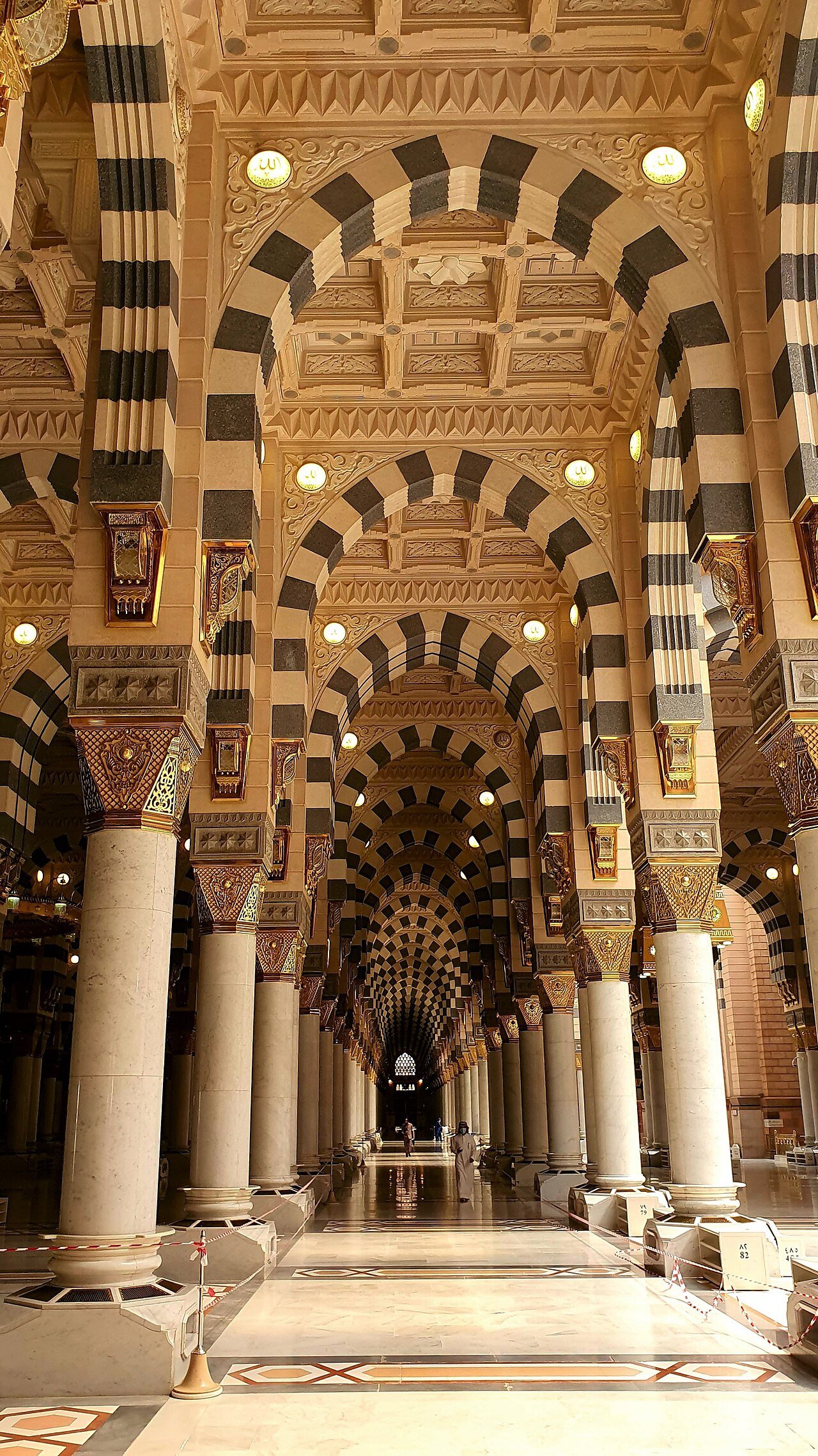 من داخل المسجد النبوي