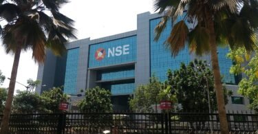مبنى البورصة الوطنية الهندية NSE في مومباي